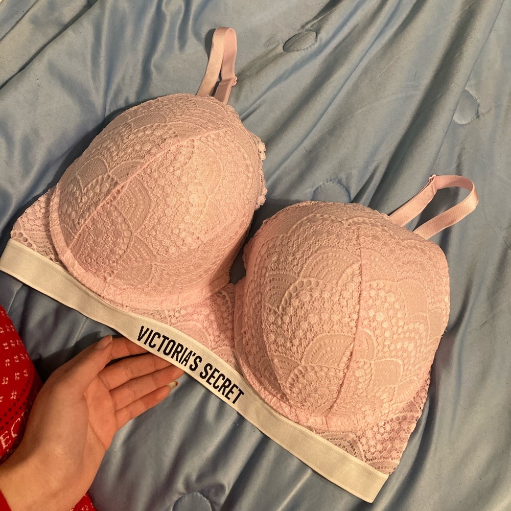 NWOT Victoria’s Secret perfect shape bra 38DD